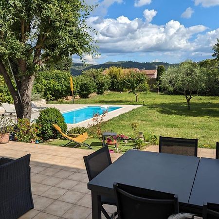 Villa Calme Avec Piscine A Greoux Zewnętrze zdjęcie