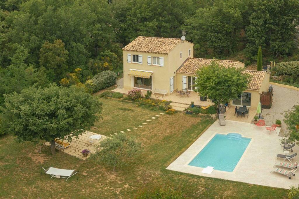 Villa Calme Avec Piscine A Greoux Zewnętrze zdjęcie