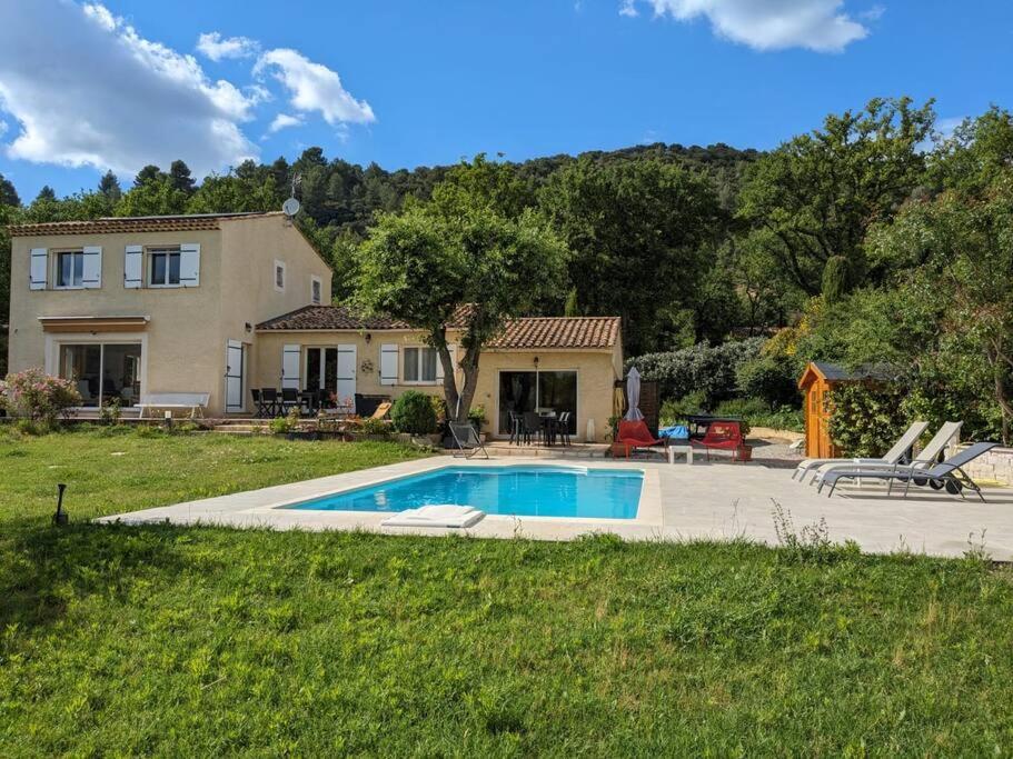 Villa Calme Avec Piscine A Greoux Zewnętrze zdjęcie