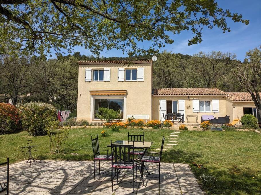 Villa Calme Avec Piscine A Greoux Zewnętrze zdjęcie